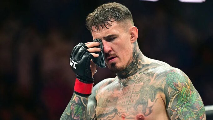 UFC重量級冠軍湯姆 UFC重量級冠軍湯姆·阿斯皮納爾因雙眼戳傷而停止與西里爾·甘恩的比賽而受到批評| mtgamer.com