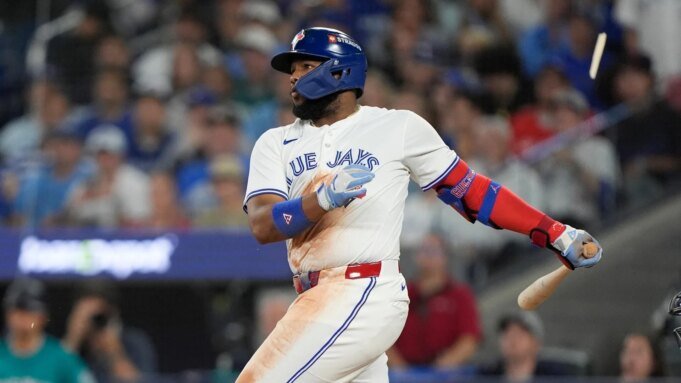 今日最值得觀看的比賽、最佳投注和賠率：藍鳥隊對陣道奇隊、騎士隊第五場對陣凱爾特人隊等。| mtgamer.com