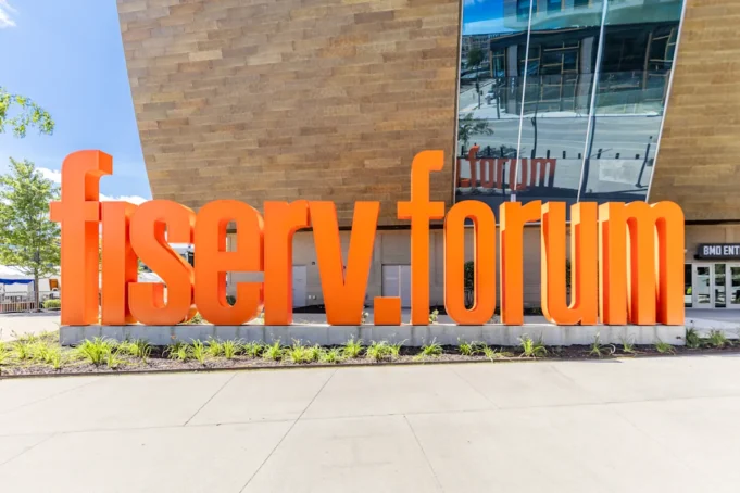 Fiserv 股價下 Fiserv 股價下跌。新任首席執行官發起了管理層變動。| mtgamer.com