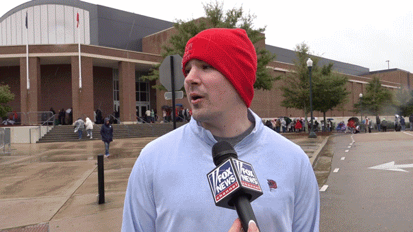 Ole Miss 學 Ole Miss 學生與 Erica Kirk 和 J.D. Vance 一起慶祝“一生一次”之夜| mtgamer.com