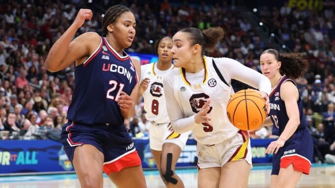 Questions about UConn's repeat chances, Stanford's comeback, more | mtgamer.com