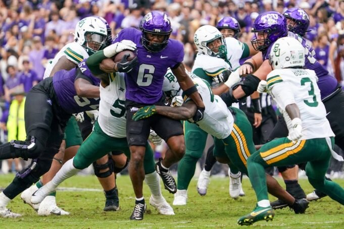 三次攔截幫助 TCU 擊敗對手貝勒大學| mtgamer.com