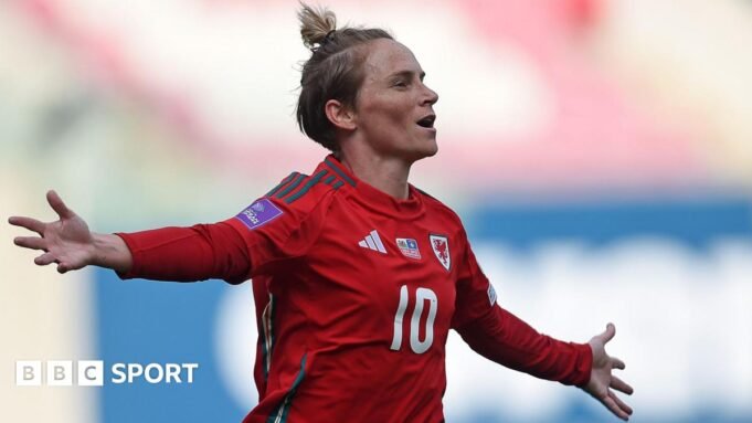 Wales midfielder Jess Fishlock celebrates