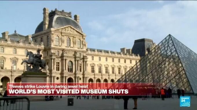 小偷從巴黎盧浮宮偷走“無價”珠寶並騎摩托車逃跑| mtgamer.com