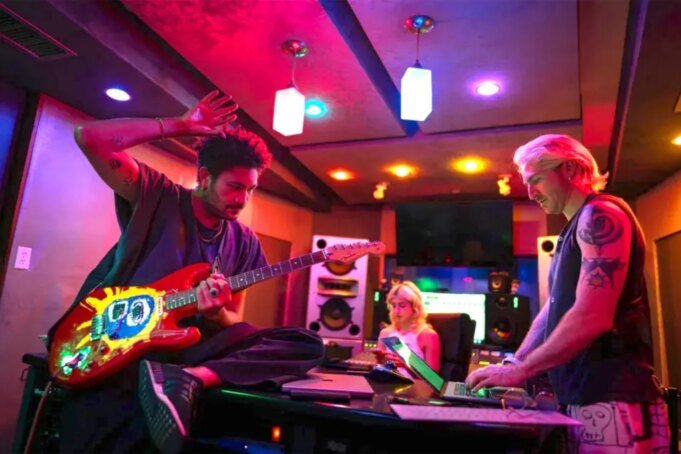 戴夫·貝利 (Dave Bayley) 的《粉紅豹》和《玻璃動物》為首屆英國反社會營做好準備| mtgamer.com