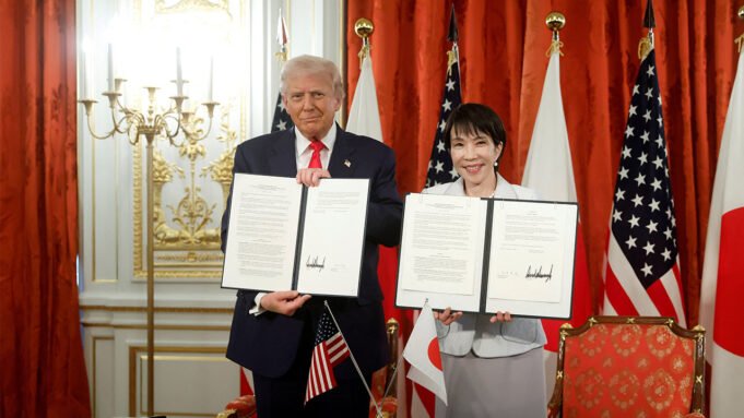 特朗普會見日本首位女 特朗普會見日本首位女性領導人,簽署稀土和關鍵礦產供應協議| mtgamer.com
