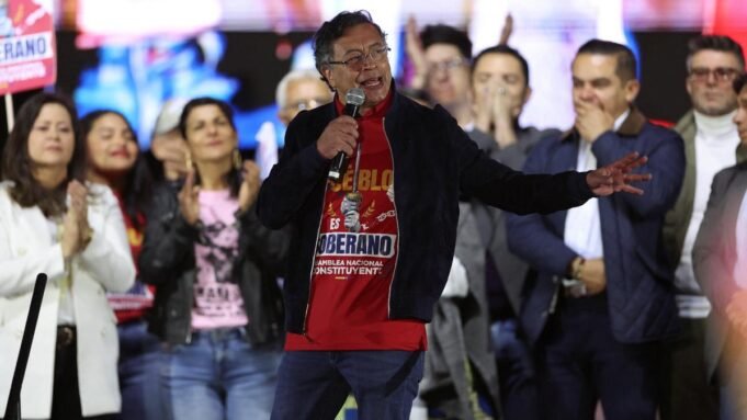 美國因販毒指控對哥倫 Google Preferred Source