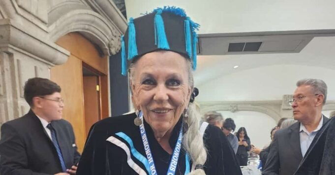 與性販運者作鬥爭的人權捍衛者特雷莎·烏洛亞·齊亞烏里茲 (Teresa Ulloa Ziáurriz) 去世，享年 75 歲| mtgamer.com