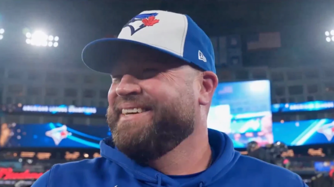 藍鳥隊經理在贏得美聯冠軍並進入世界大賽后忍不住咒罵| mtgamer.com