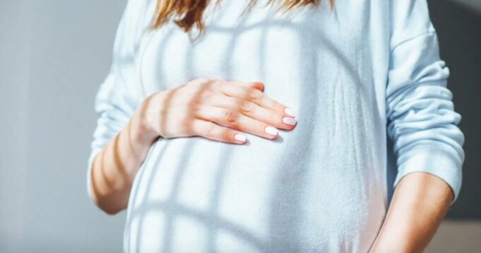 醫生解釋關於懷孕期間的 COVID-19 和自閉症的新研究| mtgamer.com