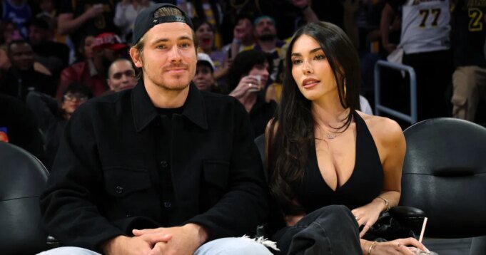閃電隊的賈斯汀·赫伯 閃電隊的賈斯汀·赫伯特在 NBA 比賽中從舞會中拯救了女友麥迪遜·比爾| mtgamer.com