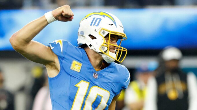 Fantasy Football Week 11 Start 'Em & Sit 'Em：Justin Herbert 本週開始，以及所有位置的臥舖
| mtgamer.com