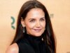 凱蒂·霍爾姆斯 (Katie Holmes) 的 Rich Mom 運動鞋售價 895 美元,亞馬遜同款運動鞋售價 23 美元
| mtgamer.com 凱蒂·霍爾姆斯 (Katie Holmes) 的 Rich Mom 運動鞋售價 895 美元,亞馬遜同款運動鞋售價 23 美元
| mtgamer.com
