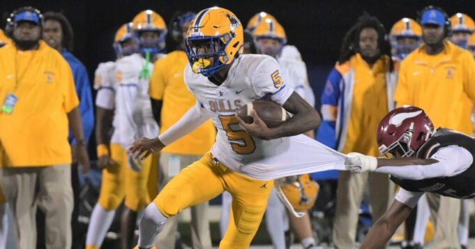 佛羅里達高中橄欖球：西北大學將邁阿密中央大學淘汰出季后賽
| mtgamer.com