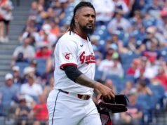 Guardians’ Clase 對操縱球場不認罪
| mtgamer.com Guardians' Clase 對操縱球場不認罪
| mtgamer.com