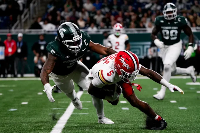 LB Jordan Hall 在戰勝馬里蘭州後感到興奮
| mtgamer.com