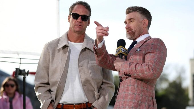 Lane Kiffin to LSU timeline: How the Ole Miss coach kept all of college football waiting with bated breath | mtgamer.com