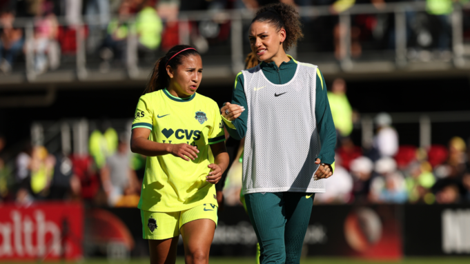 NWSL 半決賽華盛 NWSL 半決賽華盛頓精神隊對陣波特蘭荊棘隊:USWNT 球星特里妮蒂·羅德曼會為華盛頓隊效力嗎?
| mtgamer.com