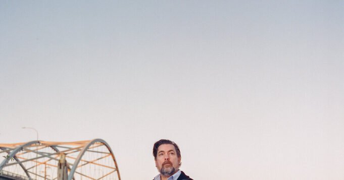 他幫助城市預測風暴造成的損害
| mtgamer.com