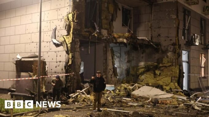 儘管和平行動，俄羅斯無人機仍襲擊基輔居民區
| mtgamer.com