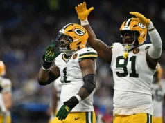 前賓夕法尼亞州立大學後衛在感恩節比賽中大飽口福
| mtgamer.com 前賓夕法尼亞州立大學後衛在感恩節比賽中大飽口福
| mtgamer.com