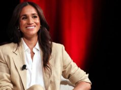 只需 28 美元即可購買 Meghan Markle 的 650 美元羊絨夾克造型
| mtgamer.com 只需 28 美元即可購買 Meghan Markle 的 650 美元羊絨夾克造型
| mtgamer.com