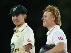 四名英格蘭十一人擊球手獲得五十分,貝塞爾錯過了客隊贏得首相十一人比賽的機會
| mtgamer.com 四名英格蘭十一人擊球手獲得五十分,貝塞爾錯過了客隊贏得首相十一人比賽的機會
| mtgamer.com