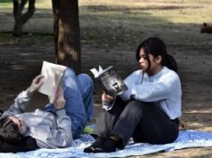 在一個呼吸危害健康的城市裡,唯一值得吸入的就是一個好故事
| mtgamer.com 在一個呼吸危害健康的城市裡,唯一值得吸入的就是一個好故事
| mtgamer.com