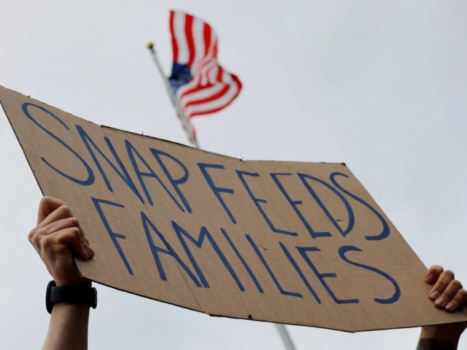 在美國停擺期間，特朗普政府將為 SNAP 食品福利提供部分資金| mtgamer.com