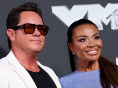 多洛雷斯·卡塔尼亞 (Dolores Catania) 的未婚夫保利 (Paulie) 使用 ChatGPT 獲取如何求婚的提示
| mtgamer.com 多洛雷斯·卡塔尼亞 (Dolores Catania) 的未婚夫保利 (Paulie) 使用 ChatGPT 獲取如何求婚的提示
| mtgamer.com