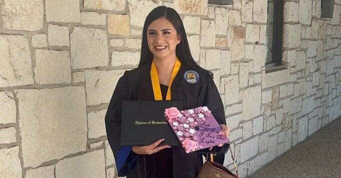 大學生感恩節回家途中被驅逐出境
| mtgamer.com