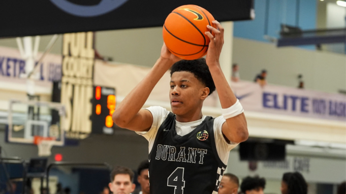 大學籃球招募：五星級前鋒巴巴·奧拉多頓承諾加入馬里蘭州
| mtgamer.com