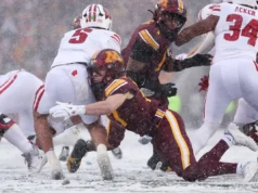 威斯康星州橄欖球隊 7-17 輸給明尼蘇達州隊的五個要點
| mtgamer.com 威斯康星州橄欖球隊 7-17 輸給明尼蘇達州隊的五個要點
| mtgamer.com