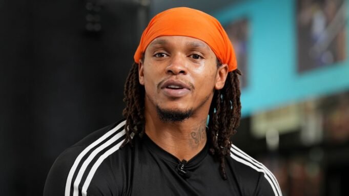 安東尼·亞德希望第三次在大衛·貝納維德斯世界冠軍對決中充滿魅力
| mtgamer.com