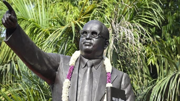 安貝德卡 (Ambedkar) 雕像在 UP 巴利亞 (Ballia) 遭到破壞
| mtgamer.com