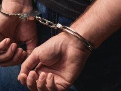 快商平台3名前員工因搶劫公司被抓
| mtgamer.com 快商平台3名前員工因搶劫公司被抓
| mtgamer.com