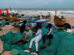 旋風迪特瓦在蒂魯帕蒂、內洛爾和奇托爾地區引發小陣雨
| mtgamer.com 旋風迪特瓦在蒂魯帕蒂、內洛爾和奇托爾地區引發小陣雨
| mtgamer.com