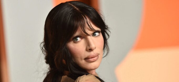 朱莉婭·福克斯為傑基·肯尼迪萬聖節服裝辯護加劇抵抗| mtgamer.com