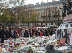 法國如何紀念 2015 年 11 月巴黎恐怖襲擊
| mtgamer.com 法國如何紀念 2015 年 11 月巴黎恐怖襲擊
| mtgamer.com