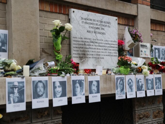 法國紀念巴黎致命襲擊 法國紀念巴黎致命襲擊事件十週年
| mtgamer.com