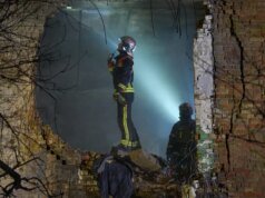 烏克蘭代表團前往美國時,俄羅斯在基輔發動襲擊造成3人死亡
| mtgamer.com 烏克蘭代表團前往美國時,俄羅斯在基輔發動襲擊造成3人死亡
| mtgamer.com