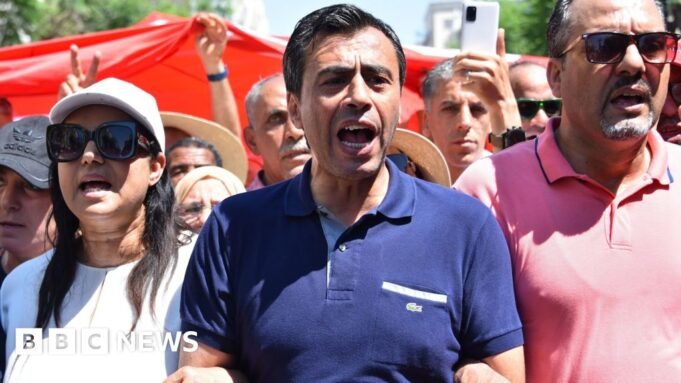 突尼斯判處數十名反對派人士入獄
| mtgamer.com