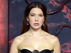 米莉·鮑比·布朗透露她結婚後改了名字
| mtgamer.com 米莉·鮑比·布朗透露她結婚後改了名字
| mtgamer.com