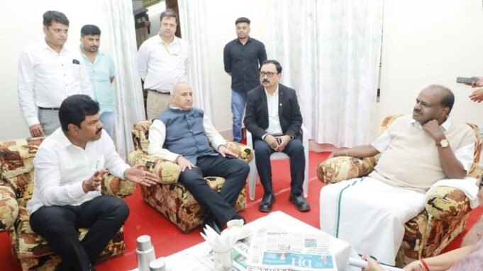 聯合鋼鐵部長 HD Kumaraswamy 拜訪 Bhadravati 的 VISP，告訴工人不要擔心，並向他們保證工廠將恢復運營
| mtgamer.com