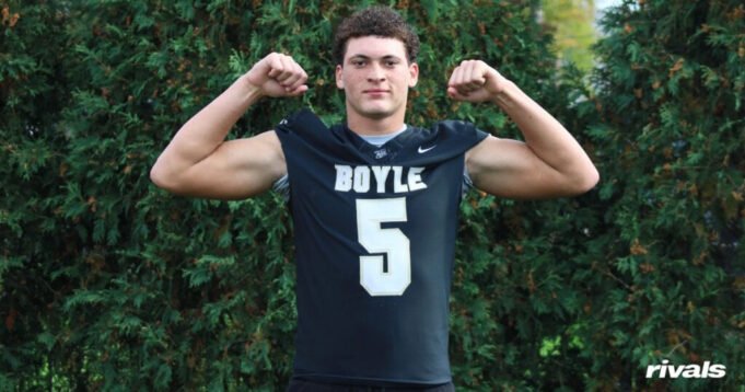 肯塔基州高中橄欖球季后賽：有爭議的電話讓博伊爾公司獲得冠軍
| mtgamer.com