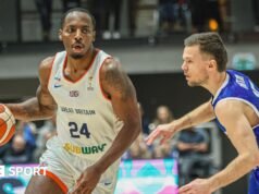 英國隊擊敗冰島隊贏得世界杯預選賽首場胜利
| mtgamer.com 英國隊擊敗冰島隊贏得世界杯預選賽首場胜利
| mtgamer.com