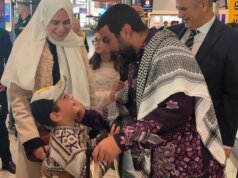 記者薩米·哈姆迪 (Sami Hamdi) 在 ICE 拘留兩週後抵達倫敦
| mtgamer.com 記者薩米·哈姆迪 (Sami Hamdi) 在 ICE 拘留兩週後抵達倫敦
| mtgamer.com