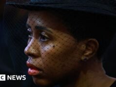 贊比亞未埋葬的前總統的女兒失去議員席位
| mtgamer.com 贊比亞未埋葬的前總統的女兒失去議員席位
| mtgamer.com