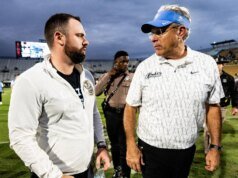 路易斯安那-門羅將聘請因《弱點》而出名的 SJ Tuohy 擔任體育總監
| mtgamer.com 路易斯安那-門羅將聘請因《弱點》而出名的 SJ Tuohy 擔任體育總監
| mtgamer.com