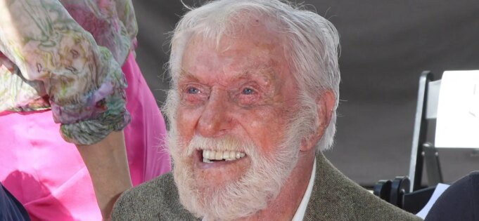 迪克·範·戴克透露了他拒絕的標誌性角色，現在後悔了
| mtgamer.com